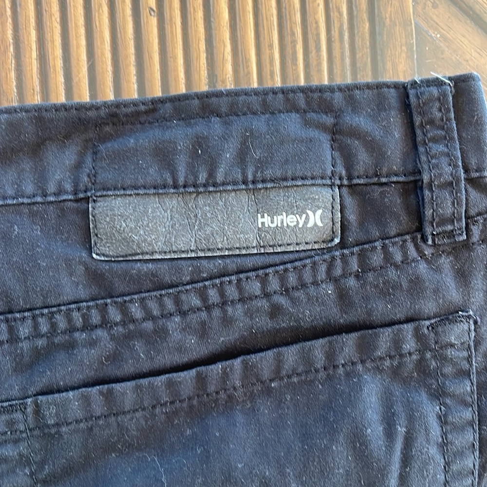 BLACK LOW RISE HURLEY SHORTS - Picture 6 of 8
